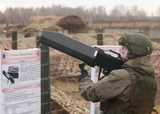 Российская артиллерия использует РТК с системами РЭБ
