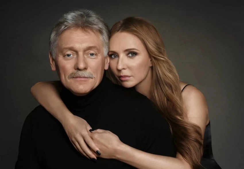 "Укротил неукротимую". Татьяна Навка показала редкие фото с Дмитрием Песковым в честь десятой годовщины их свадьбы