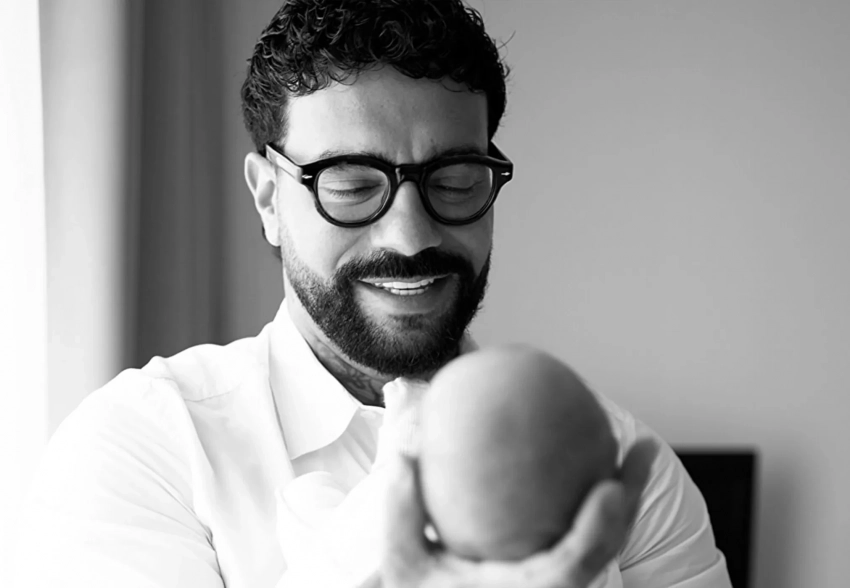 "Звучит как насмешка". Тимати пошутил про льготы для многодетных отцов после рождения третьего ребёнка, а его за это раскритиковали