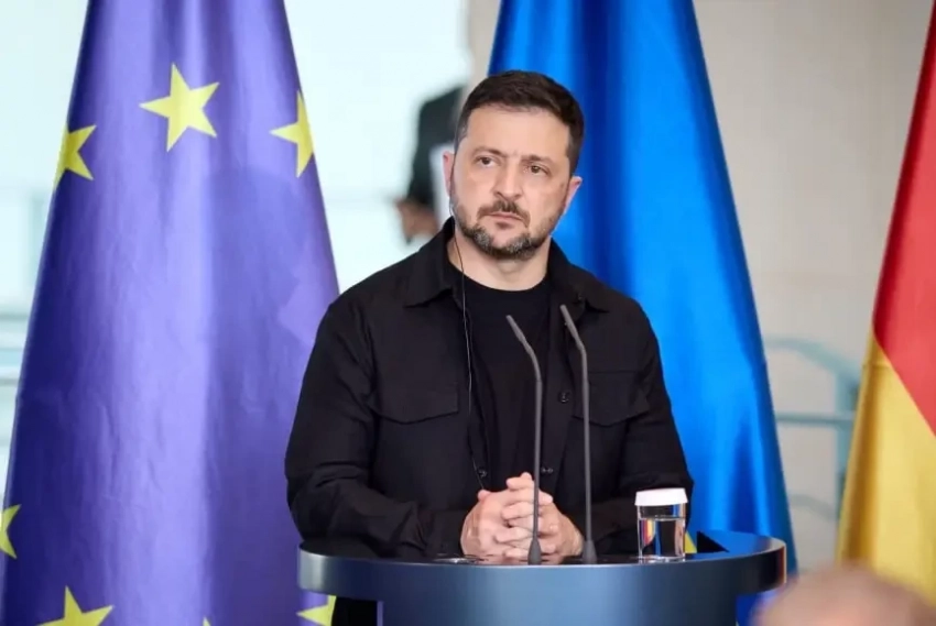 Готов обсуждать исключительно лично с Путиным: Зеленский готов к перемирию только по текущей ЛБС