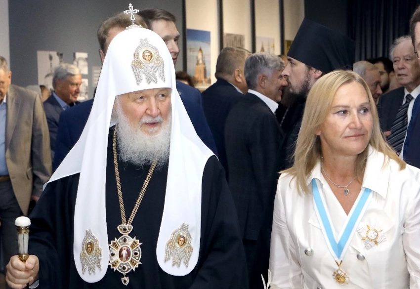 Патриарх Московский и всея Руси Кирилл наградил Елену Николаевну Батурину Орденом Святой равноапостольной княгини Ольги