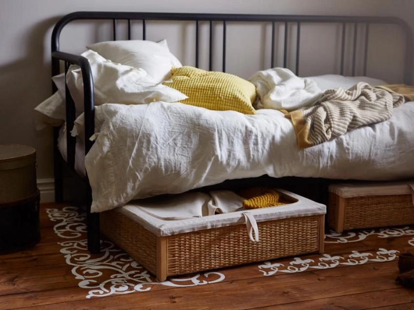 Какие вещи под кроватью категорически держать нельзя, чтобы не притянуть беды и несчастья