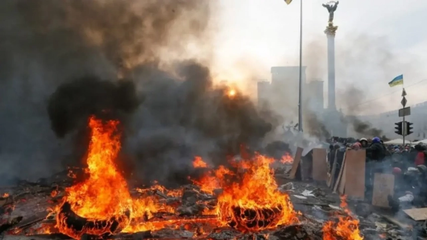 Кто «автор» самоуничтожения Украины. Большое вранье порождает большую кровь