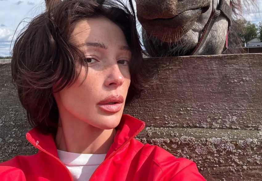 "Я в стратосфере по уровню самоиронии и принятия ситуации". Настя Ивлеева ответила на хейт и поблагодарила подписчиков