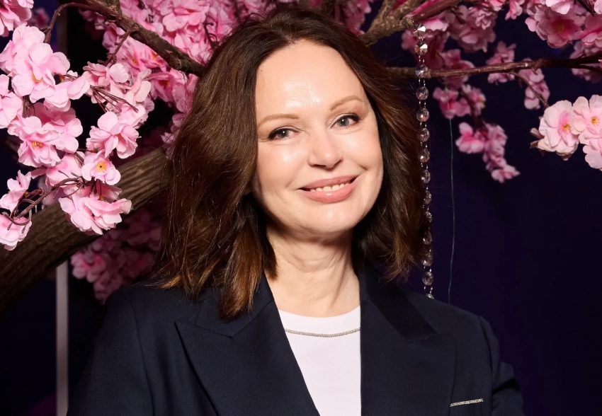 Олеся Судзиловская, Лариса Долина, Ирина Хакамада и Ирина Безрукова на модной выставке